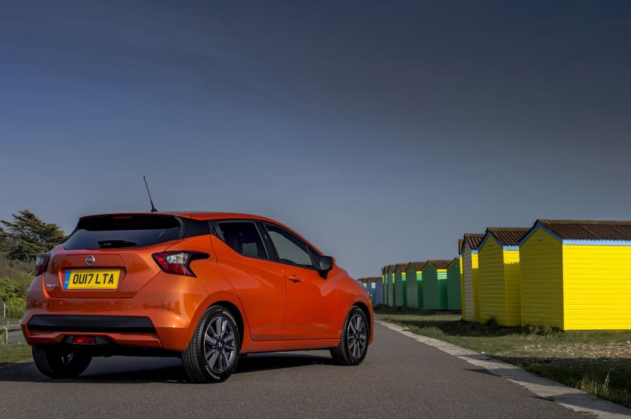  Nissan Micra 2017 года  (UK) (фото 3 из 40)
